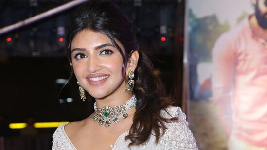 బోయ‌పాటి శ్రీను ద‌ర్శ‌క‌త్వం వ‌హిస్తోన్న స్కంద మూవీ సెప్టెంబ‌ర్ 15న రిలీజ్ కానుంది.&nbsp;