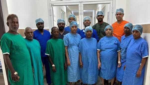 Vemulawada Area Hospital : ఒకే రోజులో 8 మోకాళ్ల మార్పిడి సర్జరీలు.. వేములవాడ ఏరియా ఆస్పత్రి సరికొత్త రికార్డు