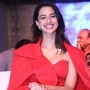 వరుణ్తేజ్తో మట్కాతో పాటు విశ్వక్సేన్తో మరో మూవీని అంగీకరించింది మీనాక్షి చౌదరి. <p>వరుణ్తేజ్తో మట్కాతో పాటు విశ్వక్సేన్తో మరో మూవీని అంగీకరించింది మీనాక్షి చౌదరి.</p>