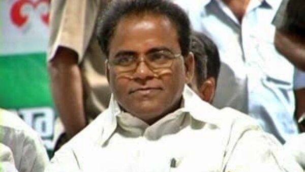 Karimnagar Politics : మానకొండూరు బీఆర్ఎస్ కు షాక్, కమలం గూటికి మాజీ ఎమ్మెల్యే ఆరెపల్లి మోహన్!