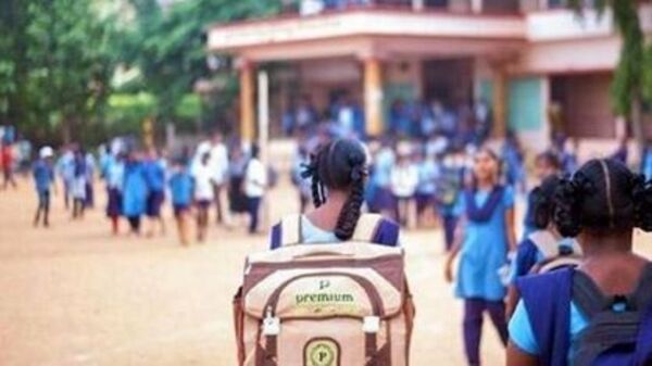 Telangana Govt : విద్యార్థులకు దసరా కానుక... ఇకపై సర్కారు బడి పిల్లలకు అల్పాహారం