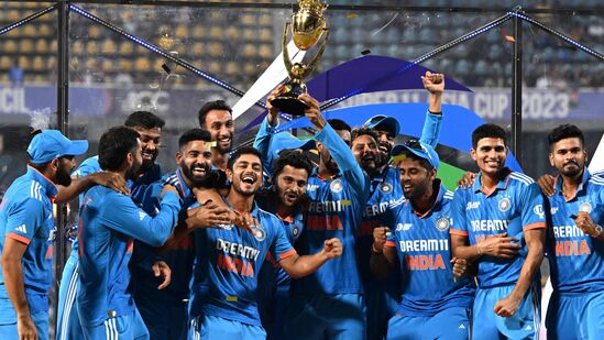 IND vs SL Asia Cup Final: శ్రీలంకపై టీమిండియా ఘన విజయం.. 8వసారి ఆసియాకప్ టైటిల్ దక్కించుకున్న భారత్