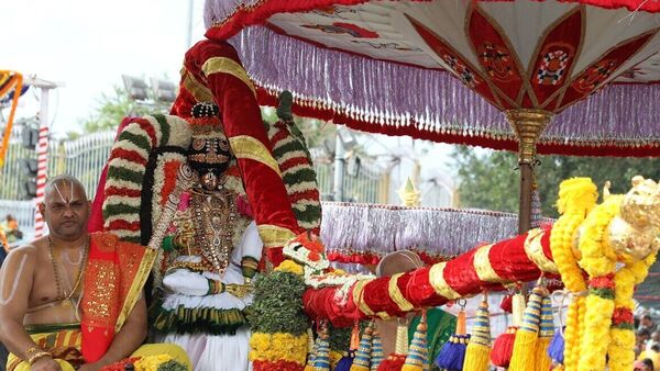 Tirumala Brahmotsavam 2023 : తిరుమల బ్రహ్మోత్సవాలు.. మోహినీ అవతారంలో జగన్మోహనాకారుడు
