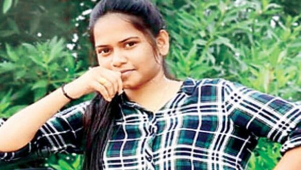 Palnadu Road Accident : పల్నాడు జిల్లాలో రోడ్డు ప్రమాదం, వరంగల్ డ్యాన్సర్ మృతి!