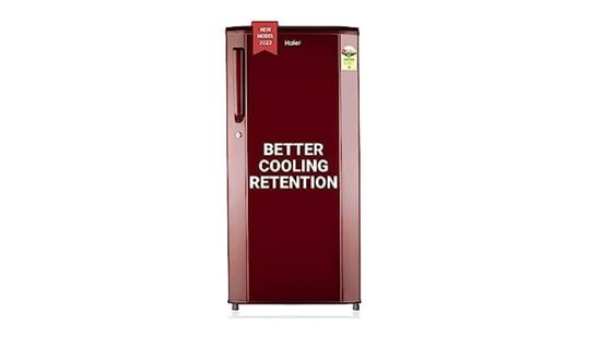 Haier 165 L Single Door Refrigerator: దీని వాస్తవ ధర రూ. 14,990. అమెజాన్​లో 27శాతం డిస్కౌంట్​తో రూ. 10,990కే కొనుగోలు చేసుకోవచ్చు. జే ఎండ్​ కే బ్యాంక్​ డెబిట్​ కార్డ్​పై రూ 2వేల వరకు సేవ్​ చేసుకోవచ్చు.