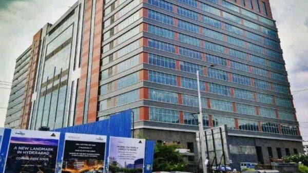 Hyderabad News : కోవిడ్ చికిత్సకు ప్రైవేట్ ఆసుపత్రి భారీ బిల్లు, రూ.35 లక్షలు తిరిగి చెల్లించాలని కోర్టు తీర్పు