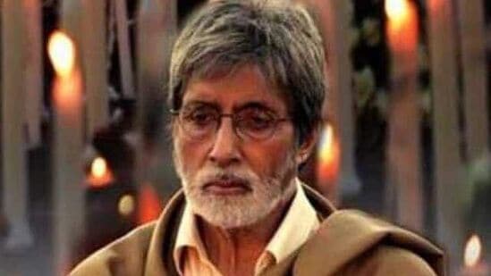 Amitabh Bachchan Birthday: అమితాబ్ నటించిన సత్యాగ్రహ మూవీ తొలి రోజు రూ.11 కోట్లతో ప్రారంభమై మొత్తంగా రూ.63.74 కోట్లు వసూలు చేసింది.