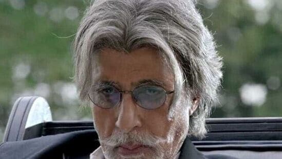 Amitabh Bachchan Birthday: అమితాబ్ బచ్చన్ నటించిన వజీర్ మూవీ రూ.41.02 కోట్లు వసూలు చేసింది.