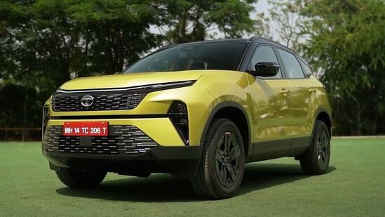 &nbsp;టాటా హ్యారియర్ 2023 ఫేస్ లిఫ్ట్ (Tata Harrier SUV facelift) ఎస్ యూ వీ.. స్మార్ట్ (Smart), ప్యూర్ (Pure), ప్యూర్ ప్లస్ (Pure +), అడ్వెంచర్ (Adventure), అడ్వెంచర్ ప్లస్ (Adventure+), ఫీయర్ లెస్ (Fearless), ఫీయర్ లెస్ ప్లస్ (Fearless+) మోడల్స్ లో లభిస్తుంది.