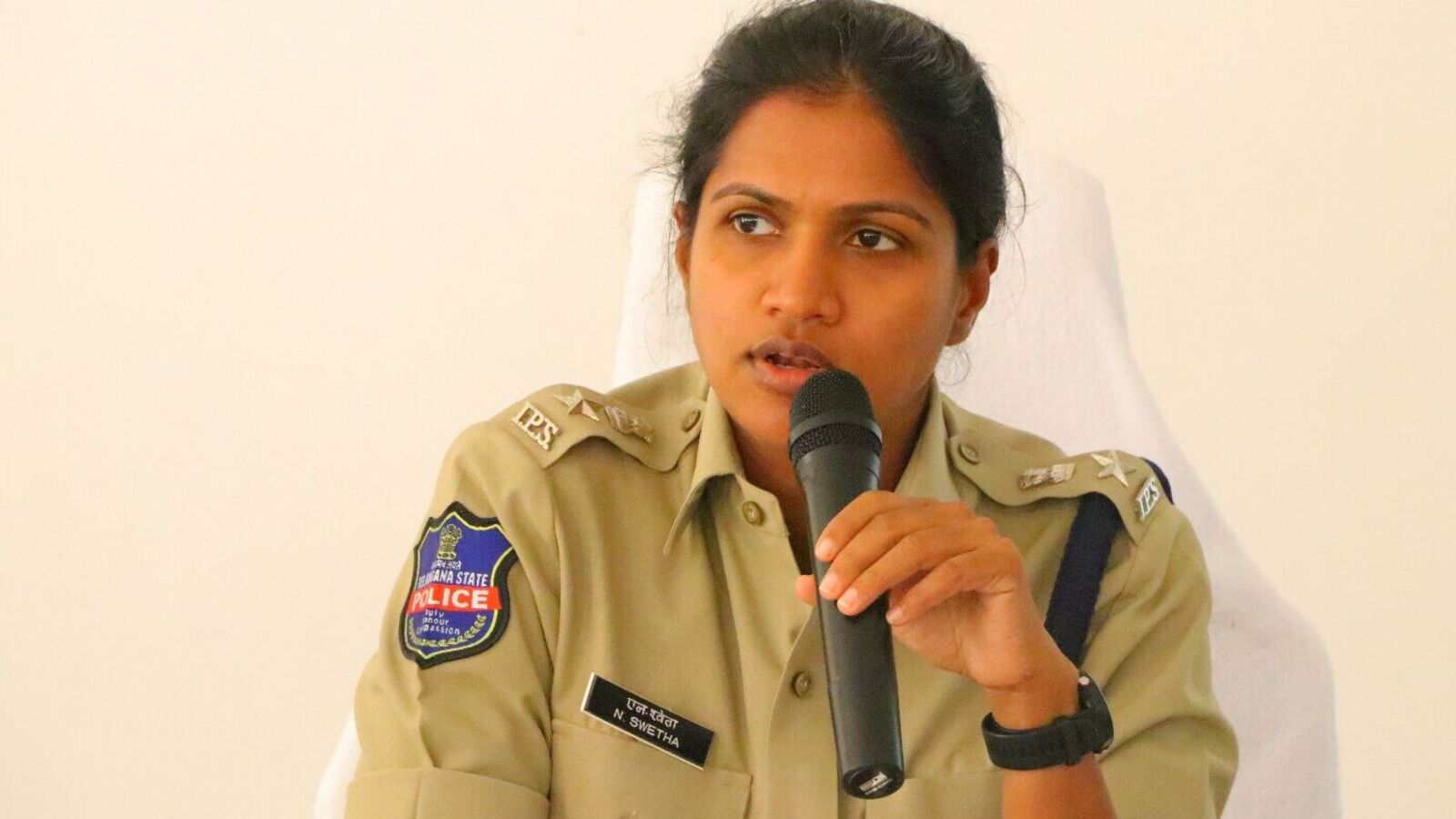 Siddipet SP: సిద్దిపేట ఎస్పీ ఫోటోతో సైబర్ మోసాలు
