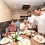 రెస్టారెంట్ లో ఉన్న ప్రజలు, సిబ్బంది మంత్రి కేటీఆర్ ను చూసి ఆశ్చర్యపోయారు. అనంతరం మంత్రి బిర్యానీ ఆర్డర్ చేసి సామాన్య ప్రజలతో ముచ్చటిస్తూ బిర్యానీ తిన్నారు. <p>రెస్టారెంట్ లో ఉన్న ప్రజలు, సిబ్బంది మంత్రి కేటీఆర్ ను చూసి ఆశ్చర్యపోయారు. అనంతరం మంత్రి బిర్యానీ ఆర్డర్ చేసి సామాన్య ప్రజలతో ముచ్చటిస్తూ బిర్యానీ తిన్నారు. </p>