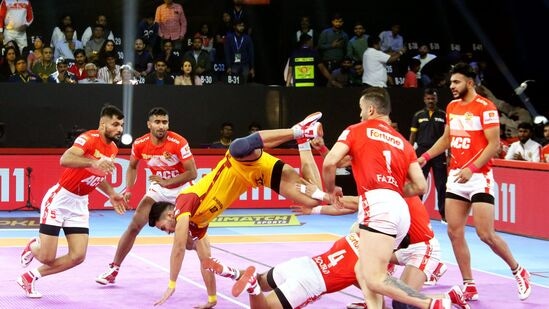 Pro Kabaddi League Season 10: కూత మొదలు.. తొలి పోరులో తెలుగు టైటాన్స్ ఓటమి