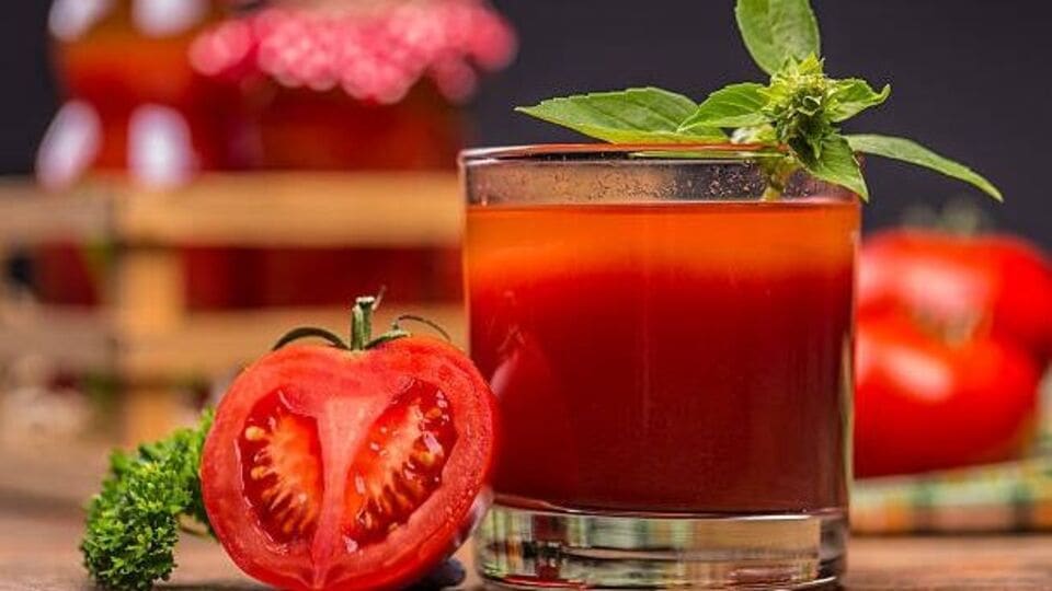 Tomato Juice Benefits ఖాళీ కడుపుతో టమోటా రసం తాగితే కలిగే అద్భుతమైన