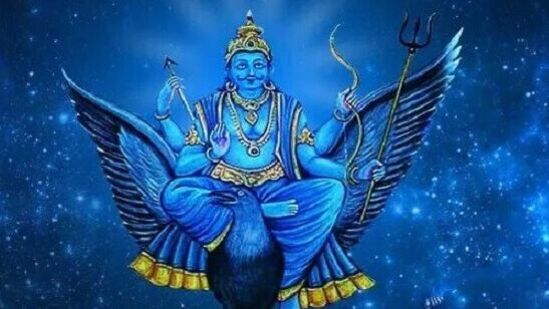 ఈ పనులు చేస్తే శని దేవుడి అనుగ్రహం పొందుతారు 