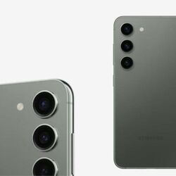 <p>Samsung Galaxy S24 జనవరి 17, 2024 న లాంచ్ అవుతోంది. ఈ స్మార్ట్ ఫోన్ లో Galaxy Al ఫీచర్‌లపై సామ్సంగ్ దృష్టి పెట్టినట్లు తెలుస్తోంది. కాబట్టి, హార్డ్‌వేర్ అప్‌గ్రేడ్‌లు ఎక్కువగా ఉండకపోవచ్చు. ఇందులో బహుశా స్నాప్‌డ్రాగన్ 8 జెన్ 3 లేదా ఎక్సినోస్ 2400 ప్రాసెసర్‌ని అమర్చవచ్చు,</p>