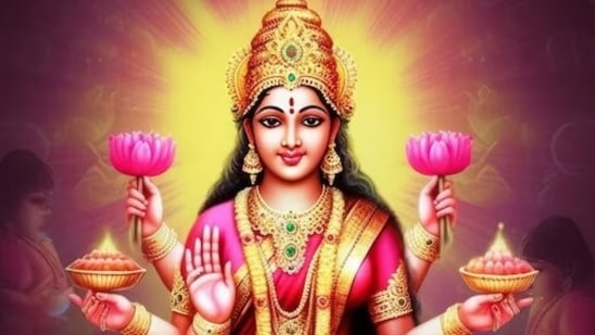25&nbsp;జనవరి గురువారం పుష్య పౌర్ణమి పవిత్రమైన రోజు. కొన్ని ప్రత్యేక ప్రదేశాలలో స్నానం చేయడం పవిత్రంగా భావిస్తారు. అలాగే ఈ రోజు గ్రంధాలలో &nbsp;చెప్పినట్టుగా కొన్ని పరిహారాలు పాటిస్తే లక్ష్మీదేవిని ప్రసన్నం చేసుకోవచ్చు.&nbsp;