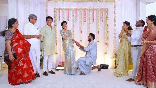 పూజా క‌న్న‌న్ కు కాబోయే భ‌ర్త వినీత్‌ను త‌న ఫ్యామిలీలోకి స్వాగ‌తించింది సాయిప‌ల్ల‌వి. &nbsp;