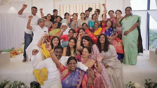 ఎంగేజ్‌మెంట్ ఫొటోల‌ను సోష‌ల్ మీడియాలో షేర్ చేసిన సాయిప‌ల్ల‌వి ఎమోష‌న‌ల్ పోస్ట్ పెట్టింది.