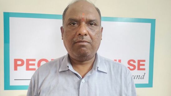 - ఐ.వి.మురళీ కృష్ణ శర్మ, రీసెర్చర్‌, పీపుల్స్‌పల్స్‌ రీసెర్చ్‌ సంస్థ,