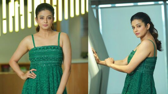 భామా క‌లాపం 2 ప్ర‌మోష‌న్స్‌లో డీప్ గ్రీన్ క‌ల‌ర్ డ్రెస్‌లో అందాల‌తో క‌నువిందు చేసింది ప్రియ‌మ‌ణి. న‌ల‌భై ఏళ్లు అంటే న‌మ్మ‌శ‌క్యంలా లేదంటూ ఆమె గ్లామ‌ర్‌ ఫొటోల‌ను ఉద్దేశించి ఫ్యాన్స్ కామెంట్స్ చేస్తున్నారు.&nbsp;