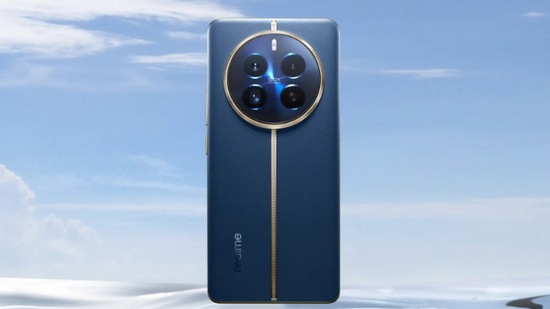 ఫ్లిప్​కార్ట్, రియల్​మీ అఫీషియల్​ వెబ్​సైట్​​లో.. ఫిబ్రవరి 6న ఈ గ్యాడ్జెట్స్​ సేల్స్​ మొదలవుతాయి. ఈ ఐసీఐసీఐ బ్యాంక్​ ట్రాన్సాక్షన్స్​పై రూ. 2వేల వరకు డిస్కౌంట్స్​ పొందొచ్చు.