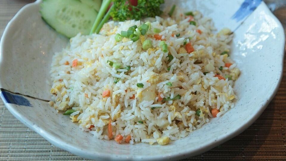 Garlic Egg Fried Rice: వెల్లుల్లి ఎగ్ ఫ్రైడ్ రైస్ రెసిపీ చాలా సులువు
