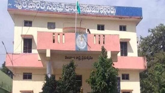 ఇల్లెందు మున్సిపాలిటీలో హైడ్రామా