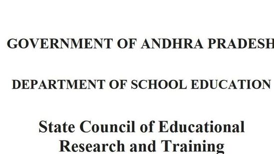 అభ్యర్థులు మొదటగా &nbsp;https://apdsc.apcfss.in/ &nbsp;వెబ్ సైట్ లోకి వెళ్లాలి. &nbsp;ఇక్కడ Subjects &amp; Syllabus అనే ఆప్షన్ పై క్లిక్ చేయాలి.