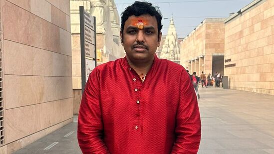 పంచాంగకర్త, ఆధ్యాత్మిక వేత్త చిలకమర్తి ప్రభాకర చక్రవర్తి శర్మ 