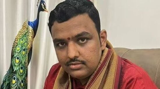  బ్రహ్మశ్రీ చిలకమర్తి ప్రభాకర చక్రవర్తి శర్మ