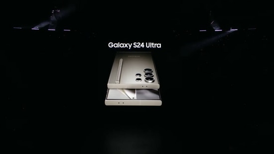 శామ్సంగ్ ఫ్లాగ్‌షిప్ Samsung Galaxy S24 Ultraతో సహా Samsung Galaxy S24 సిరీస్‌ను విడుదల చేసింది. ఈ గెలాక్సీ మోడల్స్ లో AI ఫీచర్‌ను కూడా అందిస్తోంది. ఇది ప్రపంచంలోని అత్యంత అధునాతన స్మార్ట్‌ఫోన్‌లలో ఒకటిగా ఉంది.