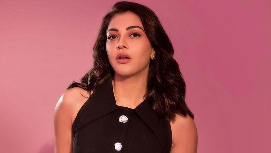బాల‌కృష్ణ హీరోగా న‌టించిన‌ గౌత‌మి పుత్ర‌శాత‌క‌ర్ణి, పైసా వ‌సూల్ సినిమాల‌లో తొలుత హీరోయిన్‌గా కాజ‌ల్‌కు ఆఫ‌ర్స్ వ‌చ్చాయి. కానీ అనివార్య‌ కార‌ణాల‌తో ఈ సినిమాల‌ను రిజెక్ట్ చేసింది కాజ‌ల్‌.&nbsp;