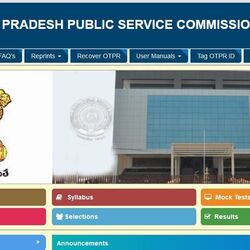 <p>ఈనెల 25వ తేదీన ఏపీ గ్రూపు-2 ప్రిలిమ్స్‌ పరీక్ష ఉంది. ఇప్పటికే హాల్ టికెట్లను కూడా అందుబాటులోకి తీసుకొచ్చింది ఏపీ పబ్లిక్ సర్వీక్ కమిషన్. అయితే ఇదే రోజు ఎస్బీఐ క్లర్క్ ఎగ్జామ్ కూడా ఉంది.&nbsp;</p>