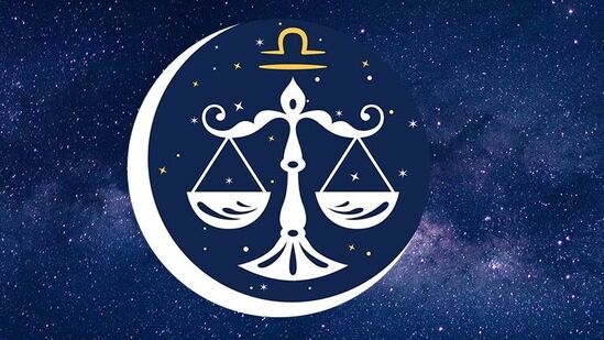 తుల: ఆధ్యాత్మిక కార్యక్రమాలలో ఉత్సాహంగా పాల్గొంటారు. కెరీర్‌లో సమయం అనుకూలంగా ఉంటుంది. ఉద్యోగులు తమ పనిపై ఎక్కువ దృష్టి పెట్టగలరు. మీరు పదోన్నతి పొందవచ్చు. పనిలో సమతుల్యత ఉంటుంది. వ్యాపారాలు చేసే వారికి మంచి ఫలితాలు ఉంటాయి. మీరు స్టాక్ మార్కెట్ నుండి భారీ లాభాలను పొందవచ్చు. ఆరోగ్యం బాగుంటుంది.