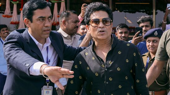 అనంత్ అంబానీ ప్రి వెడ్డింగ్ వేడుకలకు జామ్ నగర్ వచ్చిన సచిన్ టెండూల్కర్
