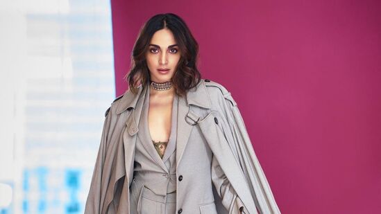 డాన్‌3లో త‌న‌ది యాక్ష‌న్ ప్ర‌ధానంగా సాగే రోల్ కావ‌డంతో 13 కోట్ల రెమ్యున‌రేష‌న్‌ను కియారా డిమాండ్ చేసిన‌ట్లు బాలీవుడ్ వ‌ర్గాలు చెబుతున్నాయి. నిర్మాత‌లు కూడా ఆమె అడిగినంద మొత్తం ఇవ్వాల‌ని ఫిక్సైన‌ట్లు తెలిసింది.&nbsp;