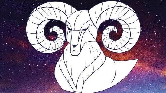 మేషం: ఈ సంయోగం మీ జాతకంలో లాభ స్థానంలో ఉంది. ఈ కాలంలో ఆదాయం పెరుగుతుంది. సంపాదించడంలో విజయం సాధిస్తారు. మీ డబ్బు సంపాదనలో భారీ పెరుగుదల ఉంటుంది. వ్యాపారానికి సంబంధించిన అన్ని ప్రాజెక్ట్లలో మీరు లాభాలను పొందుతారు. పిల్లల గురించి కొన్ని శుభవార్తలను అందుకుంటారు. పెట్టుబడి ద్వారా మంచి లాభం ఉంటుంది. మేషం: ఈ సంయోగం మీ జాతకంలో లాభ స్థానంలో ఉంది. ఈ కాలంలో ఆదాయం పెరుగుతుంది. సంపాదించడంలో విజయం సాధిస్తారు. మీ డబ్బు సంపాదనలో భారీ పెరుగుదల ఉంటుంది. వ్యాపారానికి సంబంధించిన అన్ని ప్రాజెక్ట్లలో మీరు లాభాలను పొందుతారు. పిల్లల గురించి కొన్ని శుభవార్తలను అందుకుంటారు. పెట్టుబడి ద్వారా మంచి లాభం ఉంటుంది.