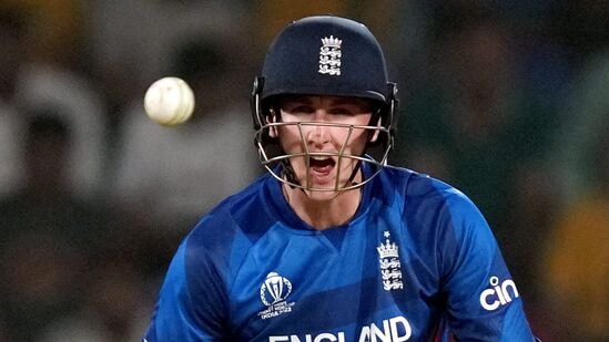 ఇండియన్ ప్రీమియర్ లీగ్ (IPL) 2024 సీజన్‍లో ఢిల్లీ క్యాపిటల్స్ (DC) జట్టుకు ఎదురుదెబ్బ తగిలింది. ఈ సీజన్ నుంచి ఇంగ్లండ్ యంగ్ స్టార్ బ్యాటర్ హారీ బ్రూక్ తప్పుకున్నాడు.&nbsp;