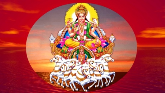 నవగ్రహాలకు అధిపతి సూర్యుడు. నెలకోసారి తన స్థానాన్ని మార్చుకోగల సూర్యభగవానుడు. దీనితో కొన్ని రాశుల మీద ప్రభావం పడుతుంది. నవగ్రహాలకు అధిపతి సూర్యుడు. నెలకోసారి తన స్థానాన్ని మార్చుకోగల సూర్యభగవానుడు. దీనితో కొన్ని రాశుల మీద ప్రభావం పడుతుంది.