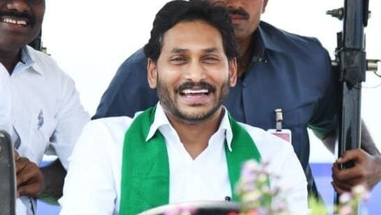 ఐదేళ్లలో అధికారిక ప్రెస్‌ మీట్‌ల నిర్వహణకు ఆసక్తి చూపని సిఎం జగన్