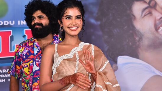 Anupama Parameshwaran: రెండేళ్ల కిందట వచ్చిన డీజే టిల్లూ మూవీకి సీక్వెల్ గా వస్తున్న టిల్లూ స్క్వేర్ మూవీలో అనుపమ కొన్ని బోల్డ్ సీన్లలో నటించి ఆశ్చర్య పరిచింది.