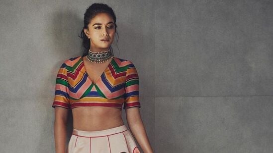 ఉప్పుక‌ప్పురంబు మూవీ స్ట్రీమింగ్ హ‌క్కుల‌ను అమెజాన్ ప్రైమ్ వీడియో ద‌క్కించుకున్న‌ది. ఈ సినిమా థియేట‌ర్ల‌ను స్కిప్ చేస్తూ డైరెక్ట్‌గా ఓటీటీలో రిలీజ్ కాబోతోంది.&nbsp;