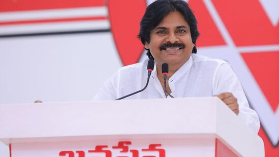 పిఠాపురంలో పోటీ చేయనున్న పవన్ కళ్యాణ్