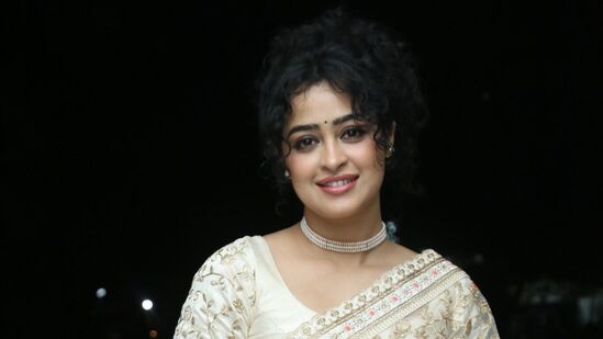 త‌ల‌కోన సినిమాకు న‌గేష్ నార‌దాసి ద‌ర్శ‌క‌త్వం వ‌హించాడు. క‌శ్మీర్ మిర్చిలా అప్స‌ర రాణి ఫైర్‌ను చాటిచెప్పే మూవీ ఇద‌ని ద‌ర్శ‌కుడు అన్నాడు.