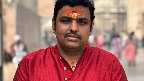 పంచాంగకర్త బ్రహ్మశ్రీ చిలకమర్తి ప్రభాకర చక్రవర్తి శర్మ 