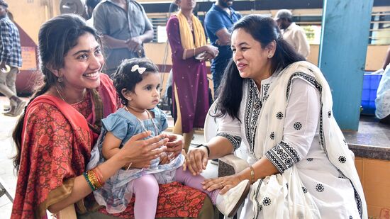 2018లో శ్రీకాకుళానికి చెందిన ఓ జాల‌రి పొర‌పాటుగా &nbsp;పాకిస్థాన్ స‌ముద్ర‌జ‌లాల్లోకి ప్ర‌వేశించాడు. అత‌డిని పాకిస్థాన్ నావిక ద‌ళం అరెస్ట్ చేసింది. ఆ సంఘ‌ట‌న స్ఫూర్తితో తండేల్ మూవీ తెర‌కెక్కుతోన్న‌ట్లు నాగ‌చైత‌న్య ప్ర‌క‌టించాడు.&nbsp;