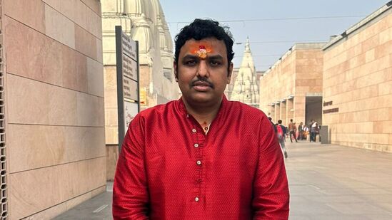 పంచాంగకర్త, ఆధ్యాత్మిక వేత్త చిలకమర్తి ప్రభాకర చక్రవర్తి శర్మ 