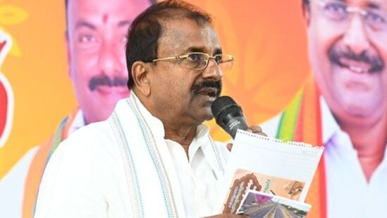 ఏపీ బీజేపీ మాజీ అధ్యక్షుడు సోము వీర్రాజు 