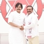మచిలీపట్నం లోక్ సభ స్థానానికి అభ్యర్థిగా వల్లభనేని బాలశౌరిని(Vallabhaneni Balashowry) జనసేన ఖరారు చేసింది. జనసేన అధినేత పవన్ కల్యాణ్ (Pawan Kalyan)ఈ మేరకు నిర్ణయం తీసుకున్నారు. టీడీపీ, బీజేపీలతో పొత్తులో భాగంగా జనసేన పార్టీ 21 అసెంబ్లీ, 2 లోక్ సభ స్థానాలకు పోటీ చేస్తున్న సంగతి తెలిసిందే. ఇంకా అవనిగడ్డ, పాలకొండ స్థానాలకు అభ్యర్థులను ఖరారు చేయాల్సి ఉంది. <p>మచిలీపట్నం లోక్ సభ స్థానానికి అభ్యర్థిగా వల్లభనేని బాలశౌరిని(Vallabhaneni Balashowry) జనసేన ఖరారు చేసింది. జనసేన అధినేత పవన్ కల్యాణ్ (Pawan Kalyan)ఈ మేరకు నిర్ణయం తీసుకున్నారు. టీడీపీ, బీజేపీలతో పొత్తులో భాగంగా జనసేన పార్టీ 21 అసెంబ్లీ, 2 లోక్ సభ స్థానాలకు పోటీ చేస్తున్న సంగతి తెలిసిందే. ఇంకా అవనిగడ్డ, పాలకొండ స్థానాలకు అభ్యర్థులను ఖరారు చేయాల్సి ఉంది. </p>
