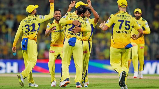 చెన్నై సూపర్ కింగ్స్ ఖాతాకు (@chennaiipl) ఇన్‍స్టాగ్రామ్‍లో నేడు 15 మిలియన్ల ఫాలోవర్ల మార్క్ దాటింది. దీంతో ఇన్‍స్టాలో ఈ మార్క్ సాధించిన ఫస్ట్ ఐపీఎల్ జట్టుగా చెన్నై నిలిచింది.